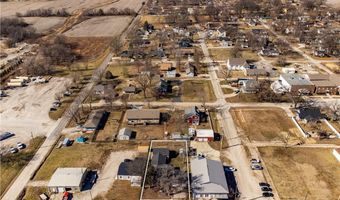406 S Main St, Archie, MO 64725