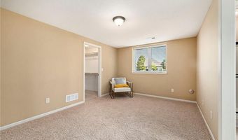 4301 N 141st St, Basehor, KS 66007