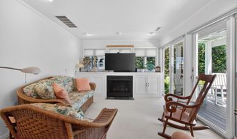 13 HARBORVIEW Rd, Lewes, DE 19958