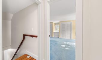 79 Bayberry Ln, Barnstable, MA 02630