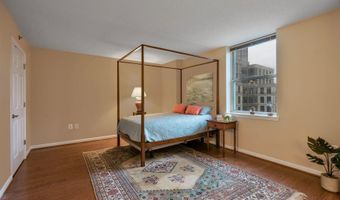 900 N TAYLOR St 1416, Arlington, VA 22203