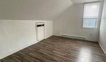 551 Sumner Ct, Allentown, PA 18102