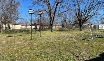 917 N Kirk St, Hico, TX 76457