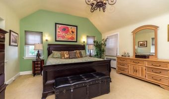 1431 WHEATSHEAF Ln, Abington, PA 19001