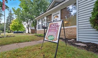 527 Harrison St, Anoka, MN 55303