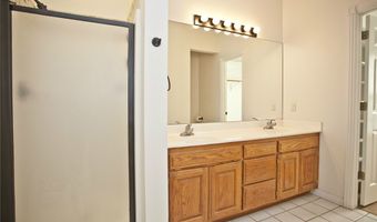 310 Old Forge Dr, Bentonville, AR 72712
