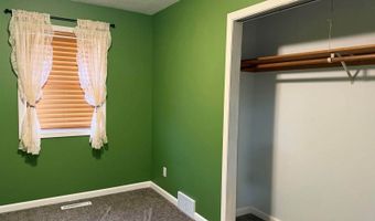 750 Main St, Akron, IA 51001