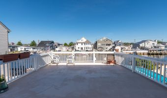 73 Carlyle Dr, Bayville, NJ 08721