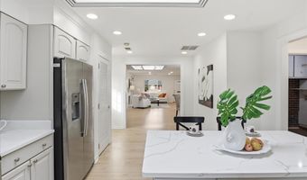 6205 EVERGLADES Dr, Alexandria, VA 22312