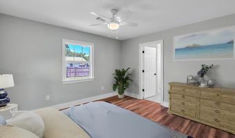 406 Easterbrook St, Bay St. Louis, MS 39520