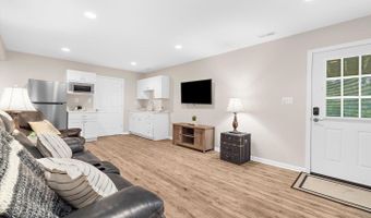 527 BAY HILLS Dr, Arnold, MD 21012