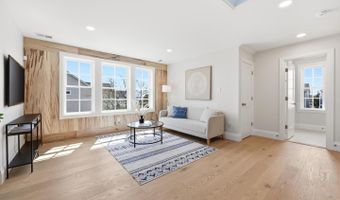 247 PINE Dr, Bayville, NJ 08721