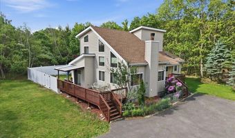 242 Colonial Ter, Albrightsville, PA 18210