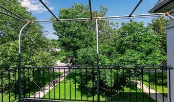 335 S Cayuga Rd B, Amherst, NY 14221