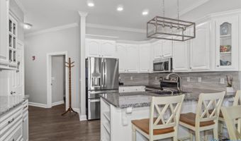 6122 Bay Village Dr 205, Athens, AL 35611