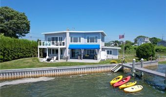 72 Marine Dr, Narragansett, RI 02882