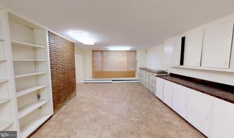 4740 34TH St N, Arlington, VA 22207