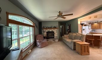 817 Elk Dr, Adams, WI 53910