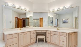 1773 W Whispering Ct, Addison, IL 60101
