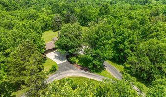 5152 Briar Ridge Dr, Aurora, IN 47001