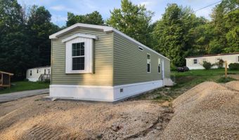 32 Cassie Ln, Bennington, VT 05201