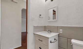 632 ADAMS St NE, Albuquerque, NM 87110