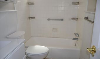 1317 FITZWATERTOWN Rd, Abington, PA 19001