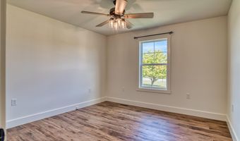575 E Main St, Auburn, KY 42206
