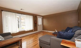 11 N Rose St, East Providence, RI 02914