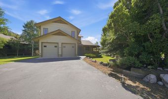 35 LUCY Cir, Alpine, WY 83128