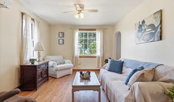 51 Cayuga Ct, Burlington, VT 05408