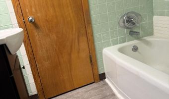 907 Sheridan Ct, Albion, MI 49224