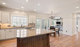 1100 Skyevale Dr NE, Ada, MI 49301