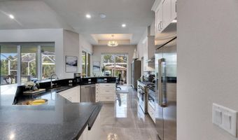 706 Manns Harbor Dr, Apollo Beach, FL 33572
