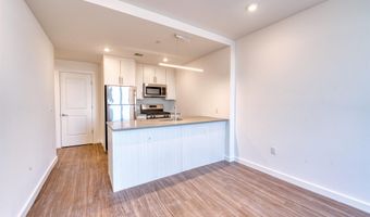 957 BROADWAY 201, Bayonne, NJ 07002