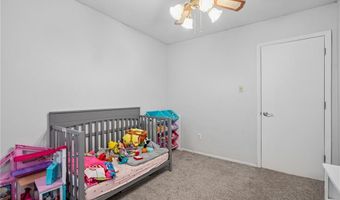 904 N St, Barling, AR 72923