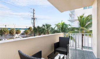 9440 W Bay Harbor Dr 3A, Bay Harbor Islands, FL 33154