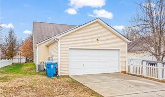 185 Parkview Ln, Advance, NC 27006