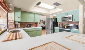 736 FLAMINGO Dr, Apollo Beach, FL 33572
