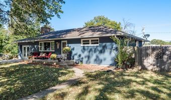 814 Indiana St, Baldwin City, KS 66006