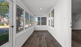 1119 N RICHMOND St, Appleton, WI 54911