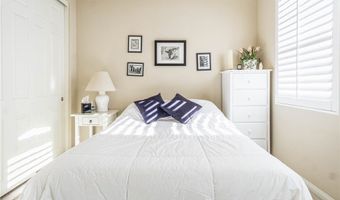 19442 Royal Oaks Rd, Apple Valley, CA 92308