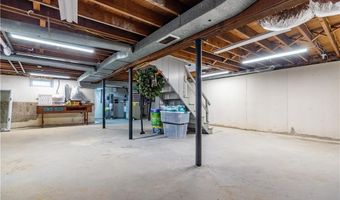 170 Pilgrim Pkwy, Warwick, RI 02888