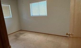 876 S La Mesa Dr, Benson, AZ 85602