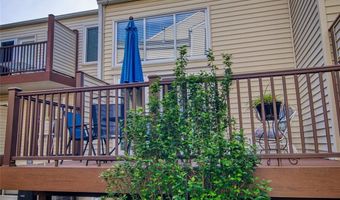 626 Highview Circle Dr, Ballwin, MO 63021