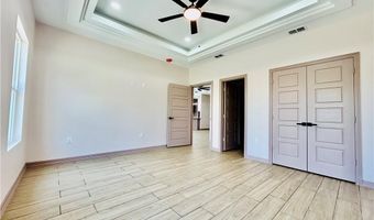 512 Tower Oak Dr, Alamo, TX 78516