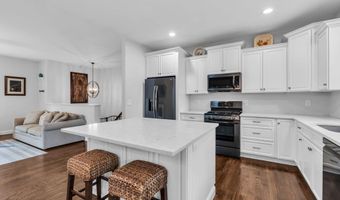 127 Oakland Ave, Atlantic Highlands, NJ 07716