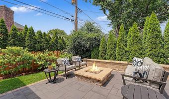404 W Olive St, Arlington Heights, IL 60004