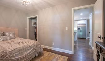 307 NE Morningside Ln, Abingdon, VA 24210
