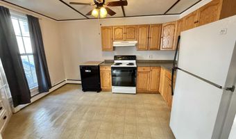 69 Green St, Augusta, ME 04330